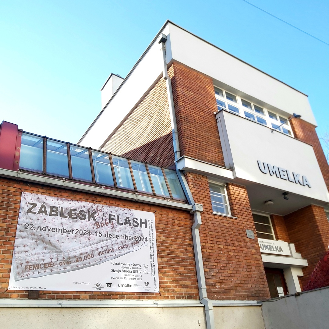 03.jpg