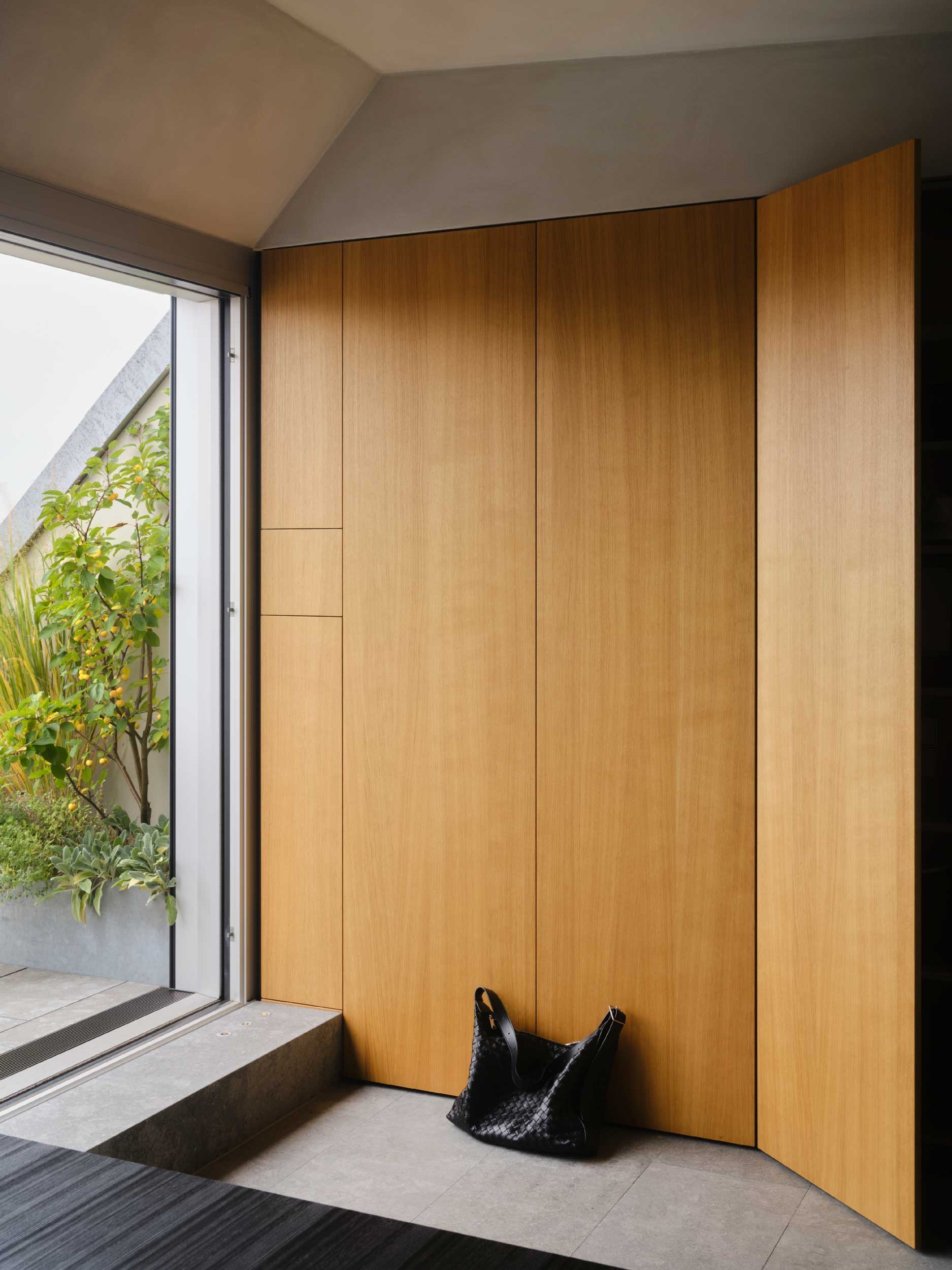 086_W1_08.jpg